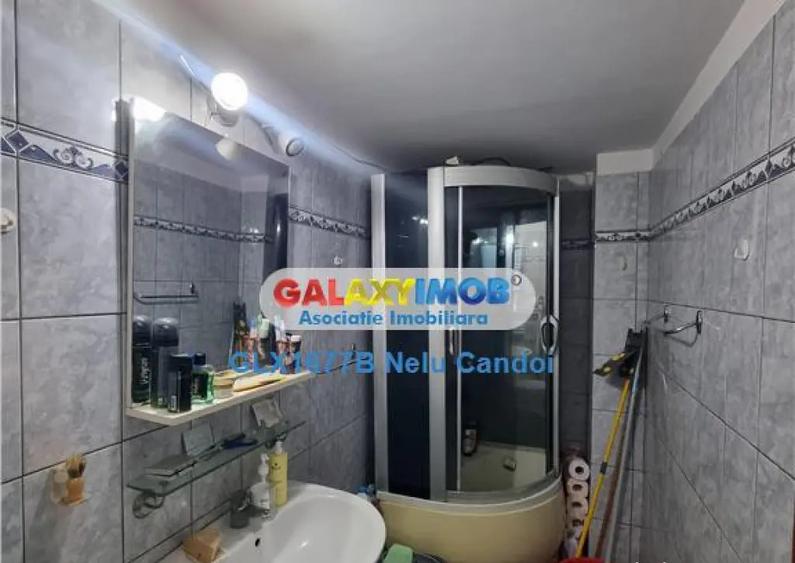 Apartament cu 2 camere decomandat în 13 Septembrie