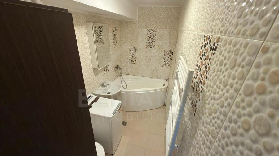 Apartament cu 2 camere decomandat în Calea Severinului