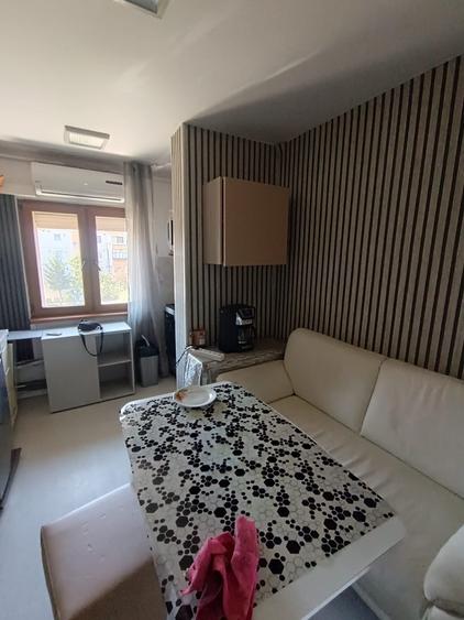 Apartament cu 3 camere în Mărăști