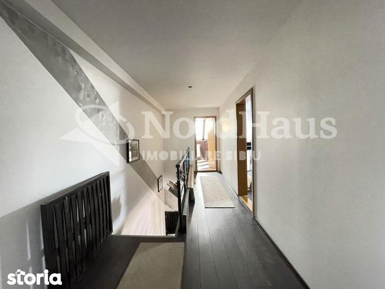 Apartament cu 4 camere în Valea Aurie