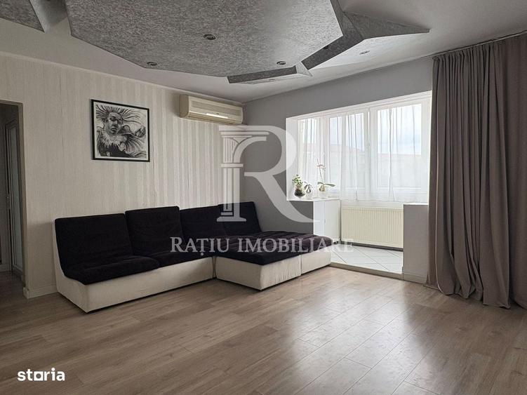 Apartament cu 3 camere semidecomandat în Iosia