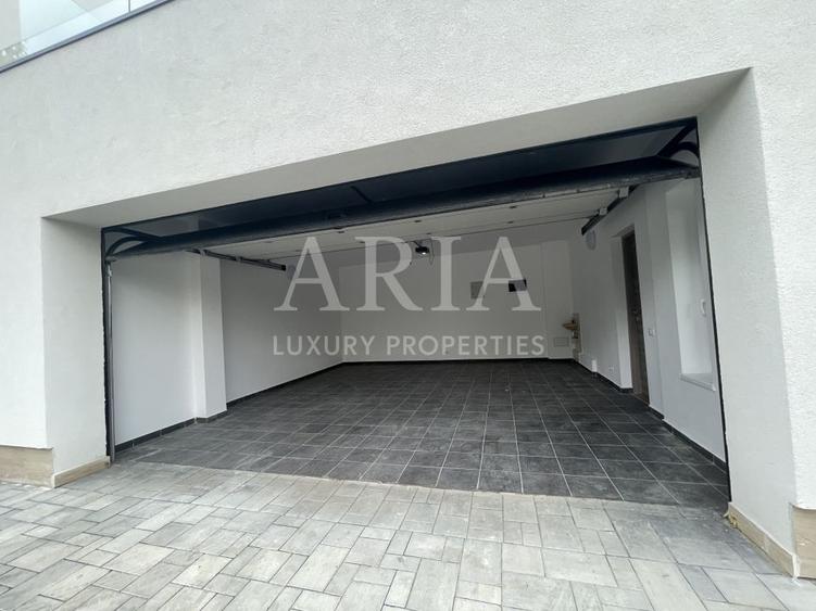 Casă individuală cu 5 camere cu Garaj în Pipera