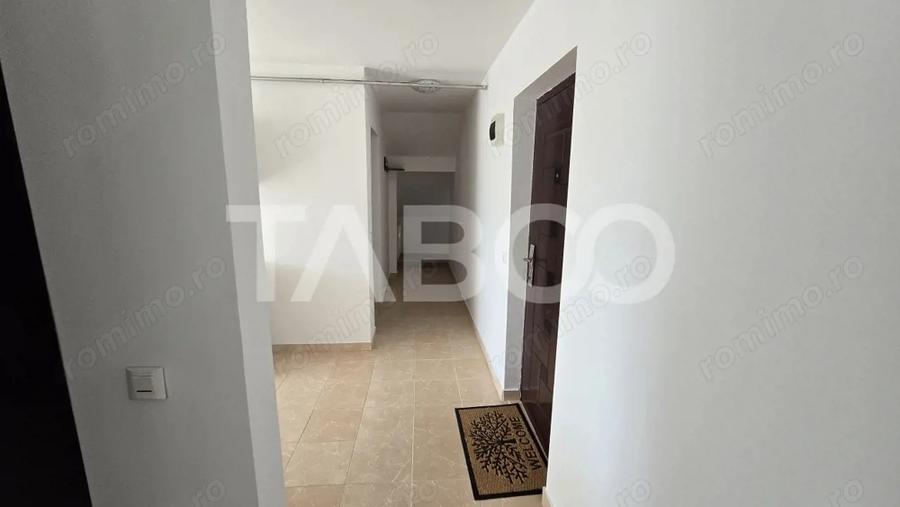 Apartament de vanzare 3 camere luminoase si balcon in zona Tilisca - 6