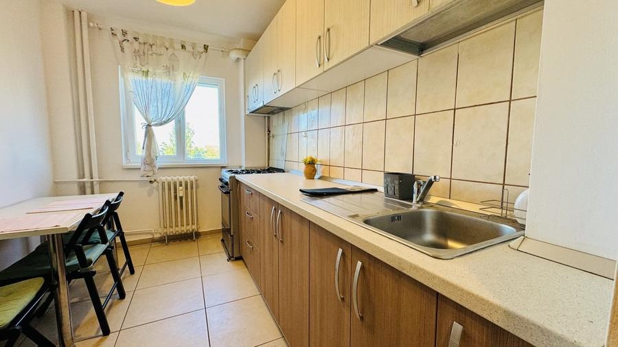 Apartament cu 2 camere decomandat, mobilat în Turda