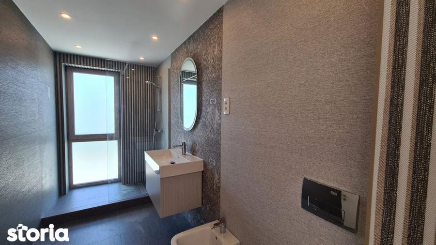 Spațiu comercial, de 291.2 mp, în Dămăroaia