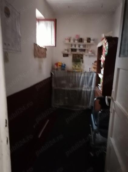 Casă cu 3 camere în Central