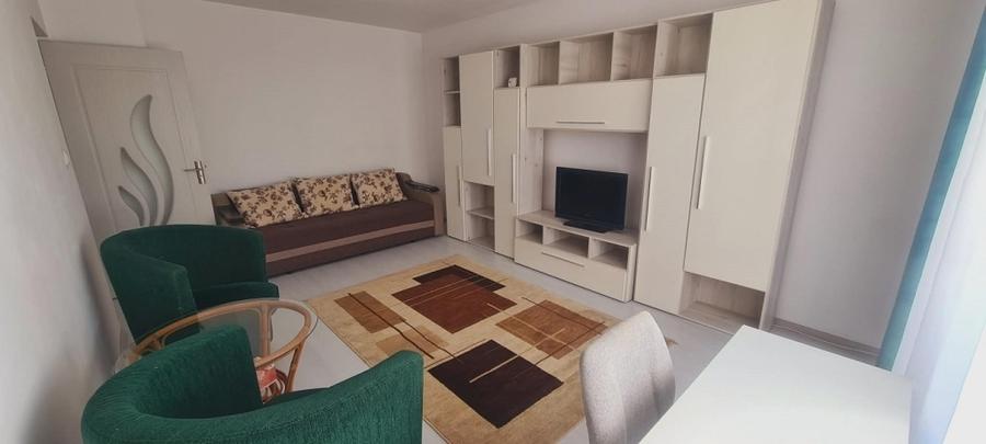 Apartament cu 2 camere decomandat în Tătărași