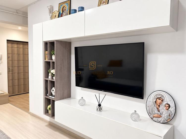 Apartament cu 2 camere semidecomandat, mobilat în Sălaj