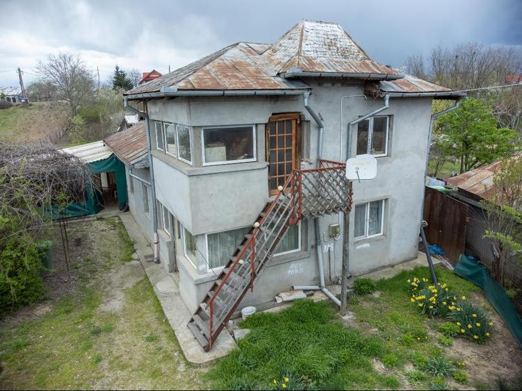 Casă individuală cu 5 camere în Buturugeni