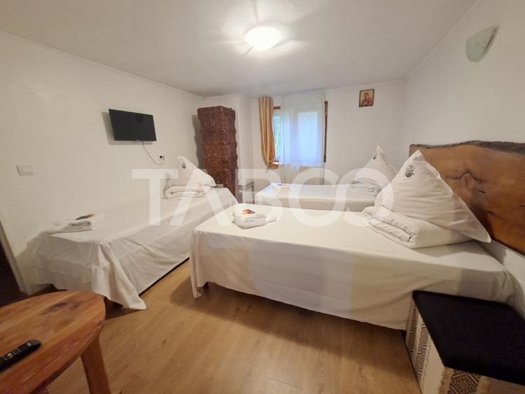 Casă individuală cu 29 camere cu Teren 3400 Mp în Valea Măceșului