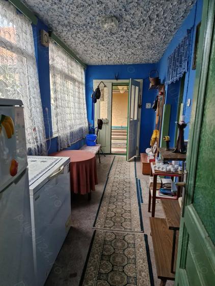 Casă cu 3 camere în Central
