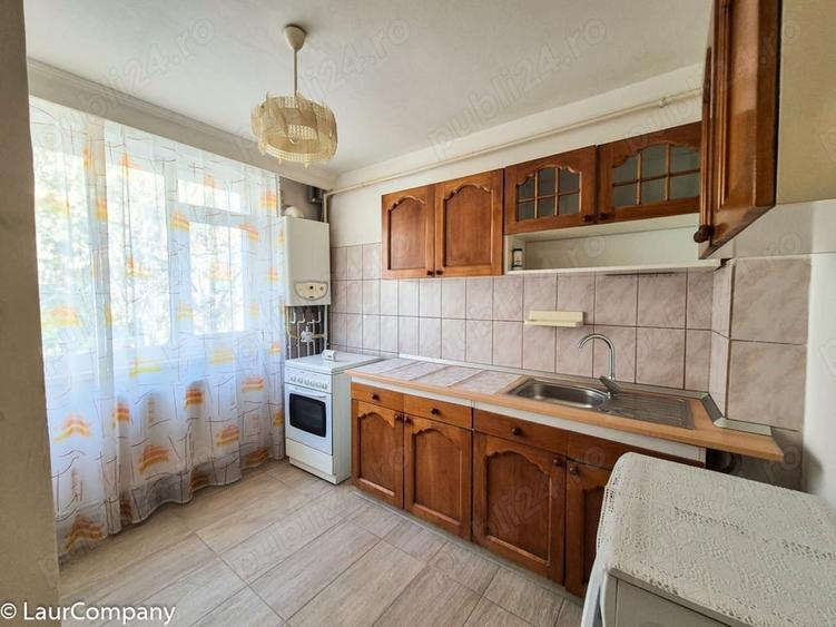 Apartament cu 2 camere decomandat în Eremia