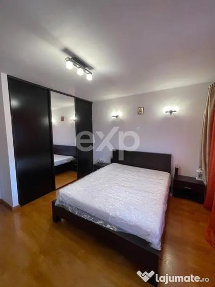 Apartament cu 3 camere semidecomandat în Andrei Mureșanu