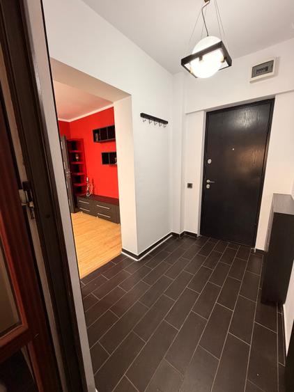 Apartament cu 2 camere semidecomandat în P-ța Gorjului