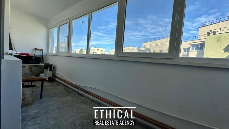 Apartament cu 3 camere semidecomandat, mobilat în Veteranilor