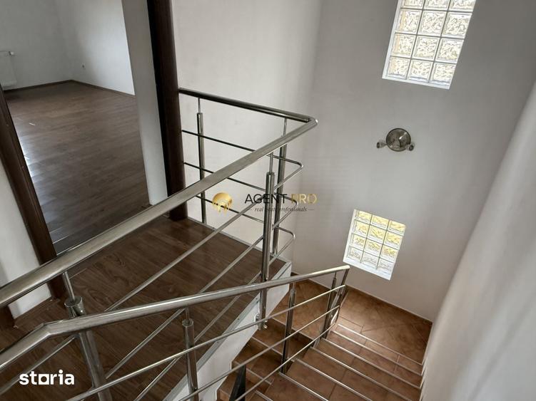 Casă cu 5 camere cu Teren 1163 Mp în Cornetu