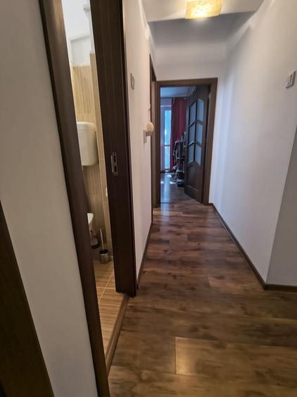 CITY MALL 4 CAMERE SEMI,90 MP PRET 156000 EURO - 12