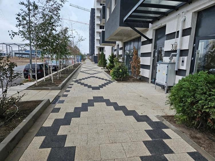 Spațiu comercial, de 92 mp, în Militari