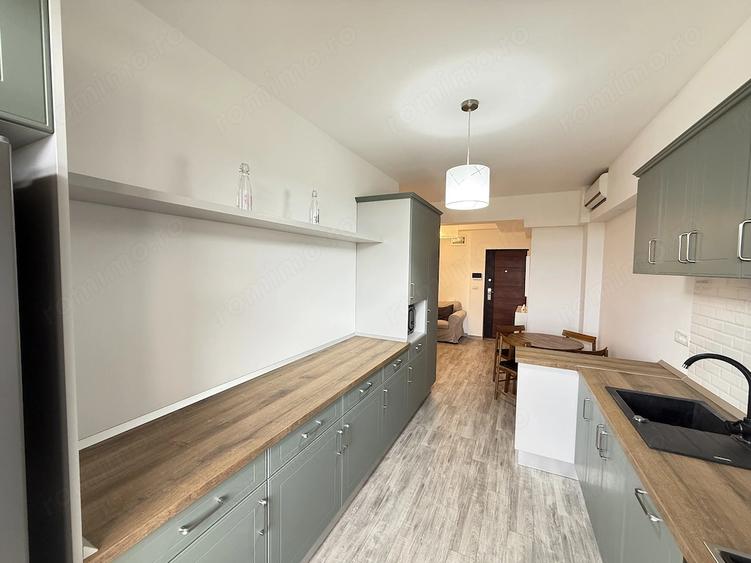 Apartament cu 3 camere decomandat în Alfa