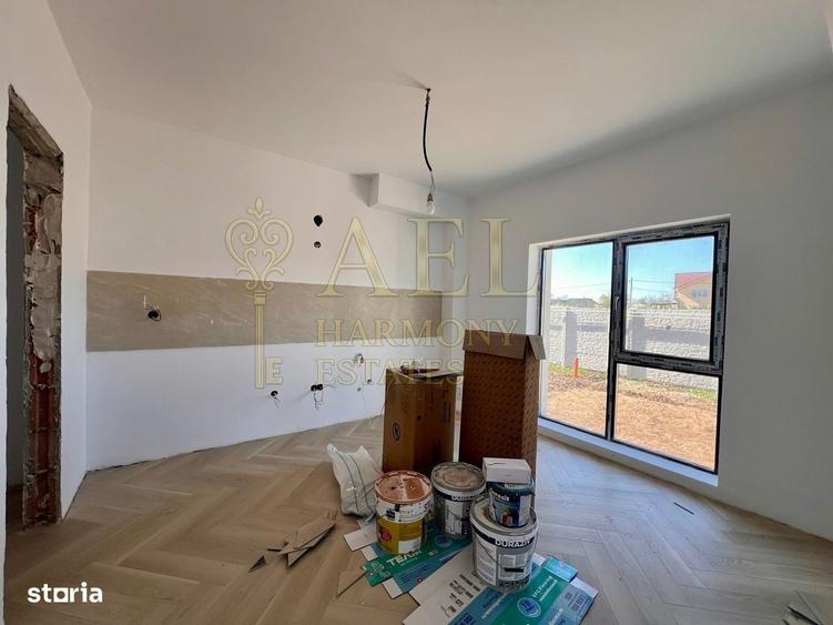 Casă cu 4 camere cu Teren 400 Mp în Domnești
