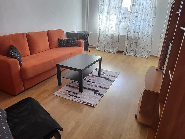 Garsonieră decomandată în Iancului