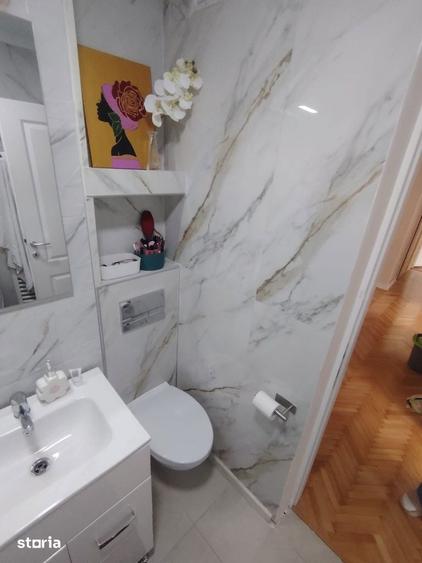 Apartament cu 4 camere decomandat în Ultracentral