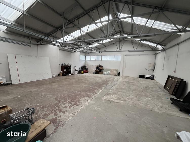 Spațiu comercial, de 700 mp, în Micești