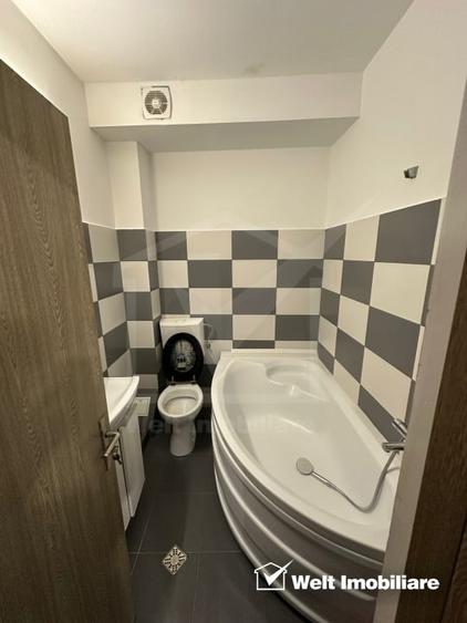 Apartament cu 3 camere decomandat, mobilat în Central