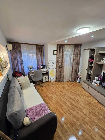 Apartament cu 3 camere, mobilat în Gară