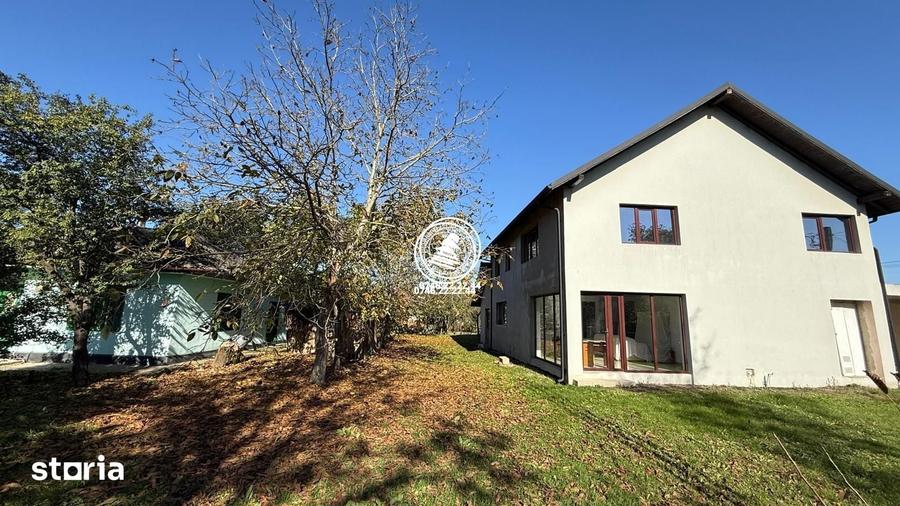 Casă cu 6 camere cu Teren 750 Mp în Ungheni