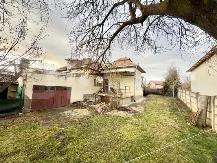 Casă individuală cu 4 camere cu Teren 1400 Mp în Ocna Mureș