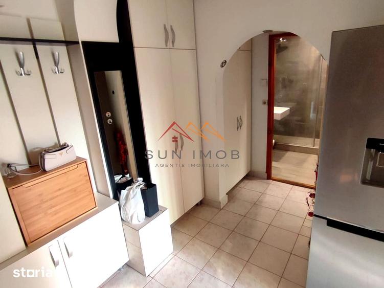 Apartament cu 2 camere decomandat în Vest