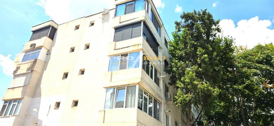 Apartament cu 3 camere decomandat în ICIL