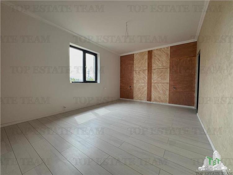 Casă individuală cu 5 camere cu Teren 483 Mp în Tărtășești
