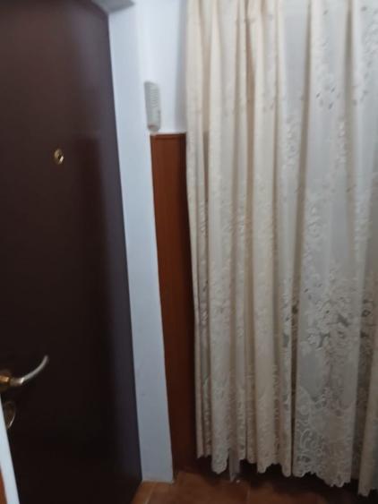 Garsonieră semidecomandată în Central