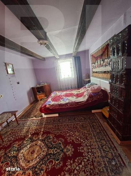 Casă cu 4 camere cu Teren 3404 Mp în Central