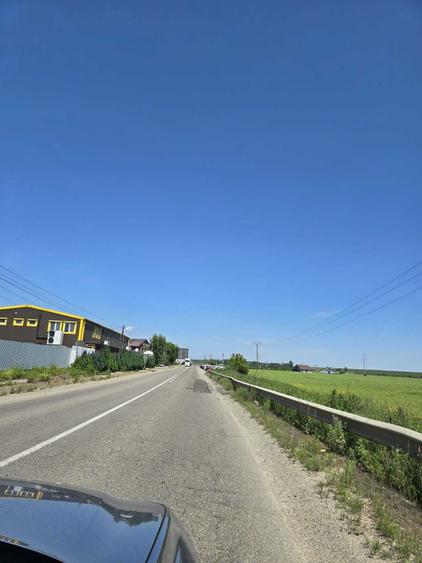 Teren de 11100 mp, în Roznov