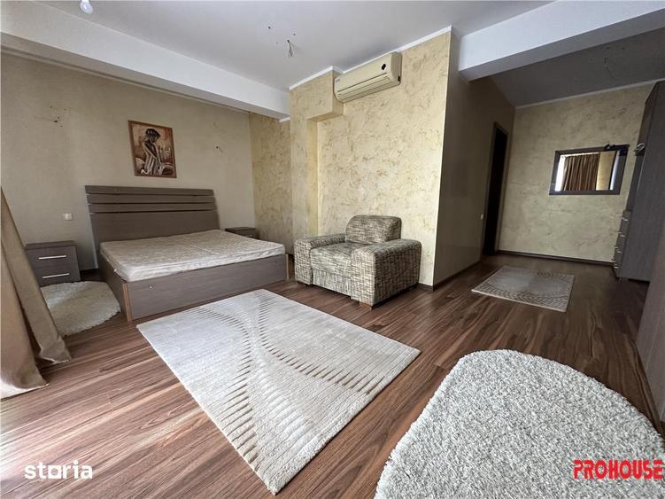 Apartament cu 3 camere, mobilat în Mioriței
