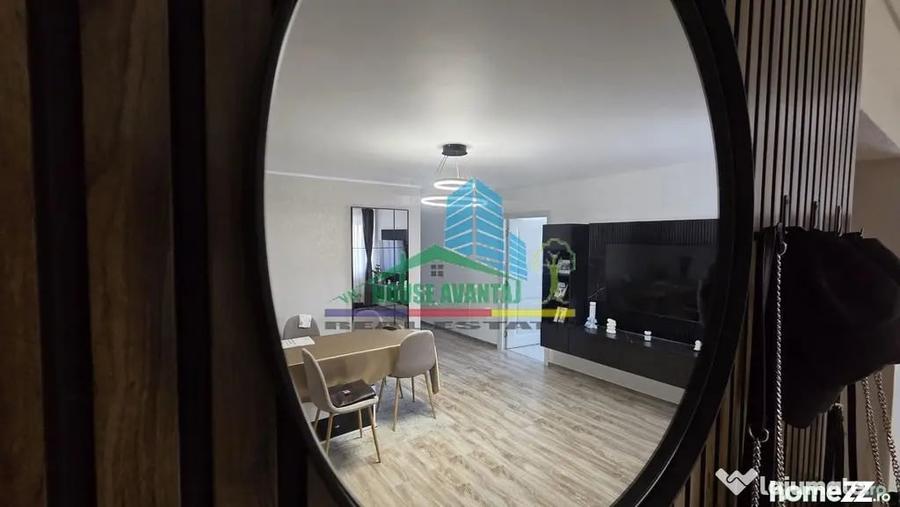 Apartament cu 4 camere decomandat în Vânători