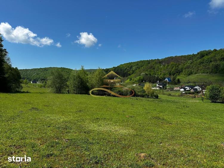 Teren de 1439 mp, în Mărgineni