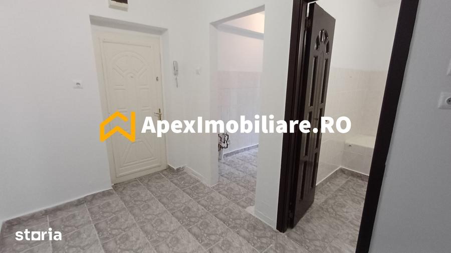 Garsonieră decomandată în Drumul Taberei