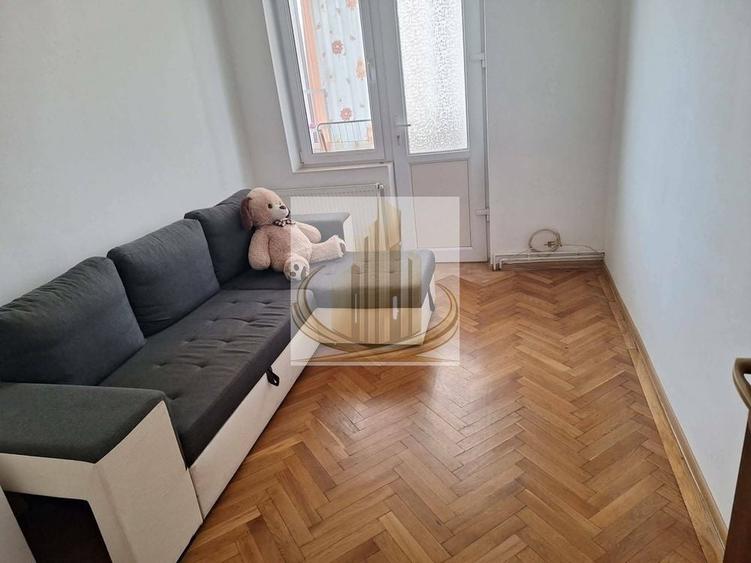 Apartament cu 2 camere decomandat în Bogdăneștilor