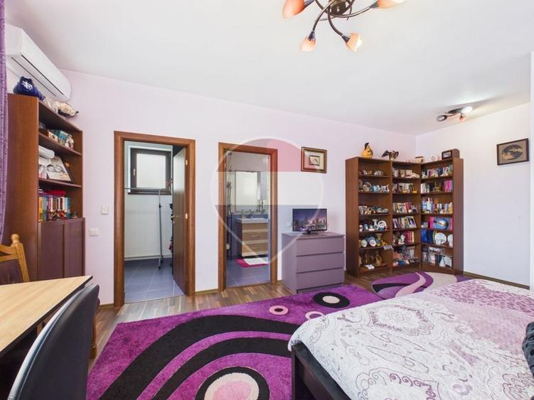 Casă individuală cu 4 camere cu Teren 600 Mp în Central