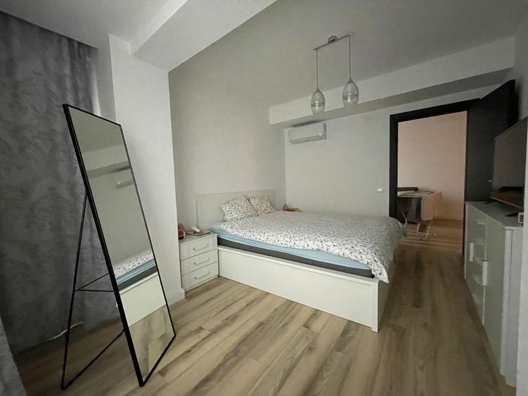 Apartament cu 2 camere semidecomandat, mobilat în Alba Iulia