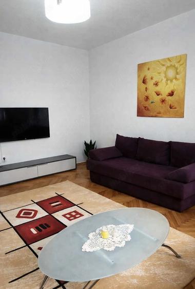 Apartament in casa cu 4 apartamente + curte si beci, zona centrala - 2