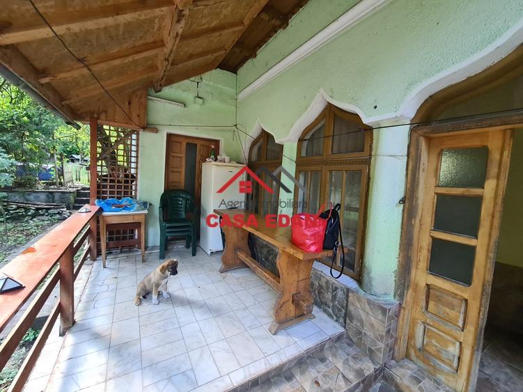 Duplex cu 2 camere cu Teren 492 Mp în Telega