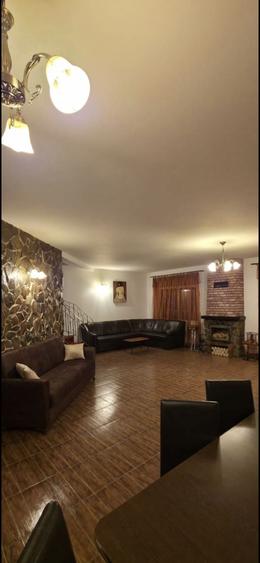 Casă cu 4 camere cu Teren 700 Mp în Vulcan
