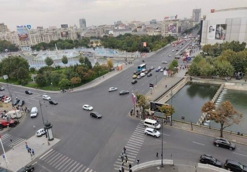 Spațiu comercial, de 525 mp, în P-ța Unirii
