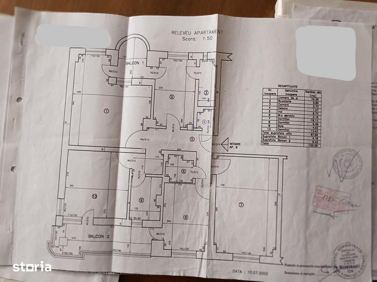 Apartament cu 4 camere decomandat în Est