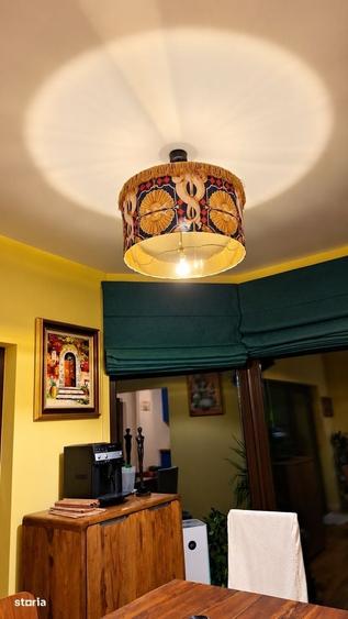 Casă cu 4 camere în Odăi